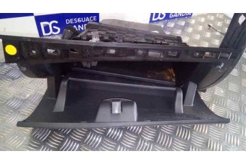  GUANTERA RENAULT MEGANE III BERLINA 5P Dynamique 2008 154604 RENAULT - 1