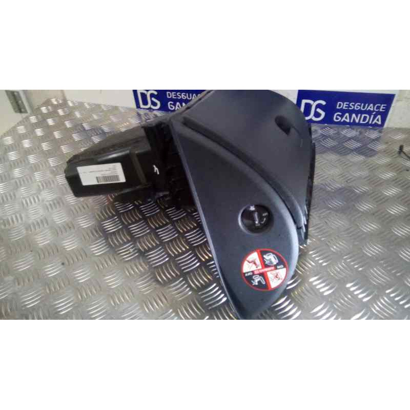  GUANTERA RENAULT MEGANE III BERLINA 5P Dynamique 2008 154604 RENAULT - 3