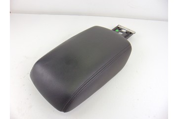  APOYABRAZOS CENTRAL FORD FOCUS BERLINA (CB8) Trend 2011 201461 FORD - 1