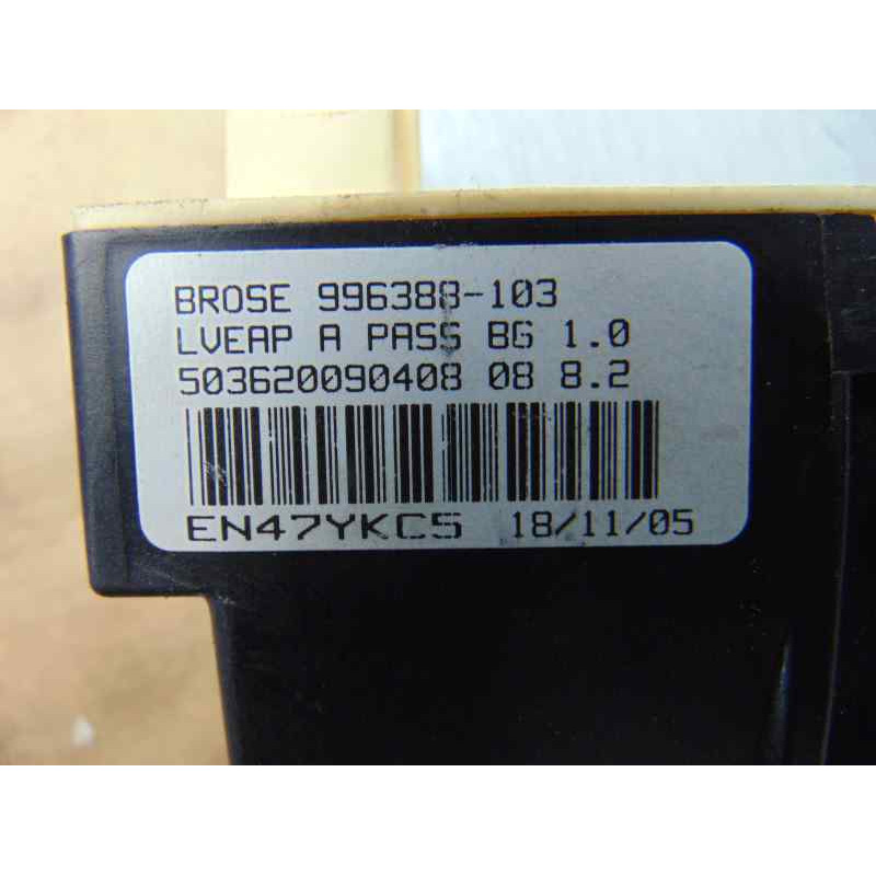  ELEVALUNAS DELANTERO DERECHO CITROEN C4 BERLINA Collection 2006 177137 CITROEN - 4