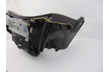 GUANTERA MERCEDES-BENZ CLASE E (BM 211) BERLINA