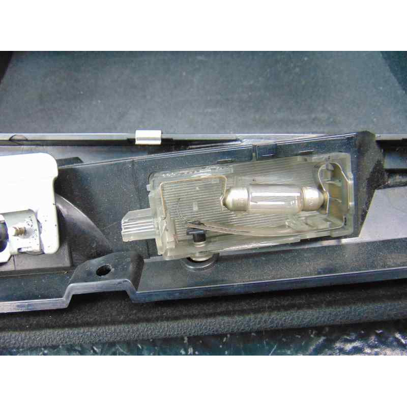71568448 GUANTERA BMW SERIE X3 (E83)