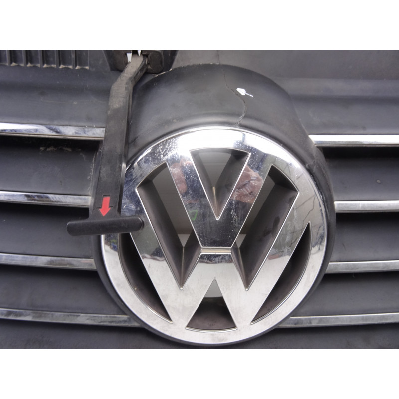 3B0853651 REJILLA DELANTERA VOLKSWAGEN PASSAT BERLINA (3B3)