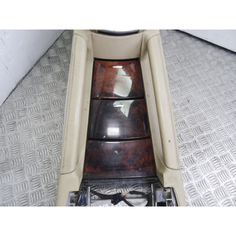 APOYABRAZOS CENTRAL MERCEDES-BENZ CLASE ML (BM 164)