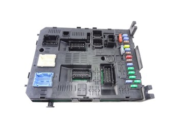 9812189480 CAJA RELES / FUSIBLES PEUGEOT PARTNER FURGÓN Confort L1 2016 9812189480 215159 PEUGEOT - 1