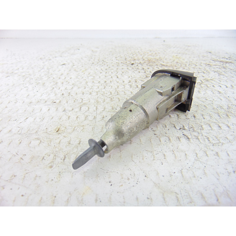 6R0905851D  ANTIRROBO / LLAVE CONTACTO SEAT IBIZA BERLINA (6J5) Reference 2015 6R0905851D 200682 SEAT - 6