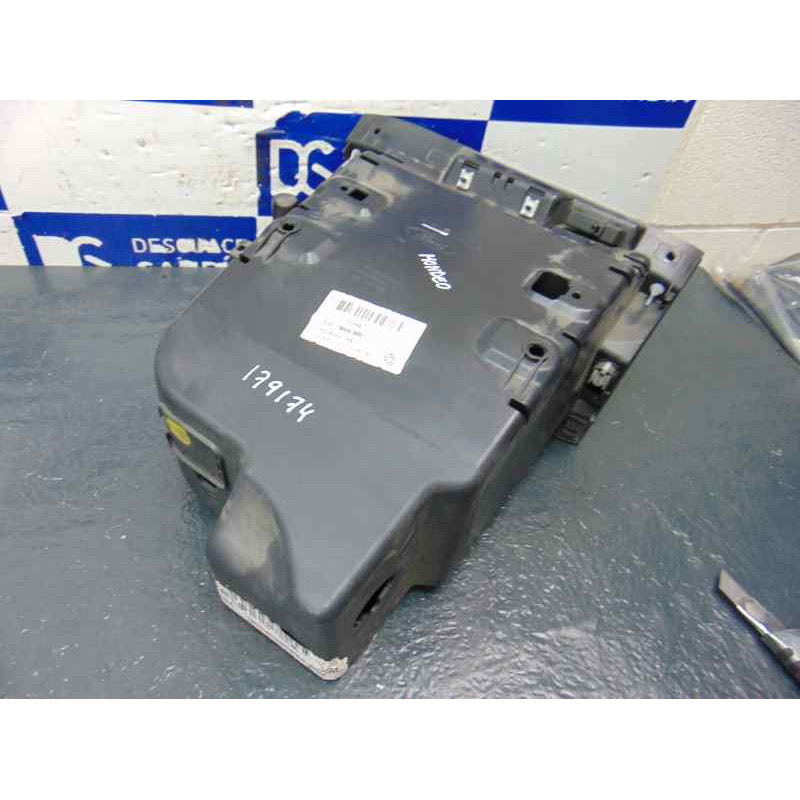 7S71-A06010 GUANTERA FORD MONDEO SPORTBREAK (CA2) Ambiente 2008 7S71-A06010 179174 FORD - 1