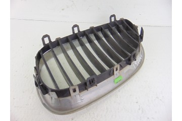 7065701 REJILLA DELANTERA BMW SERIE 5 BERLINA (E60) 530d 7065701 197042 BMW - 1