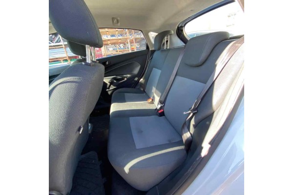 FORD FIESTA (CB1) Ambiente