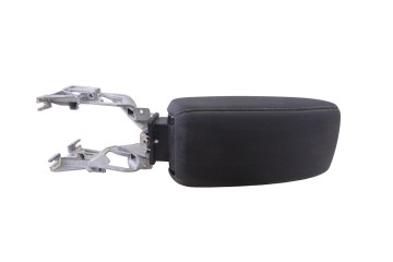 83A864283 APOYABRAZOS CENTRAL AUDI Q3 (F3B) 35 TDI S line 2022 83A864283 215063 AUDI - 1