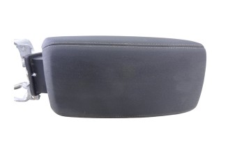 83A864283 APOYABRAZOS CENTRAL AUDI Q3 (F3B) 35 TDI S line 2022 83A864283 215063 AUDI - 2