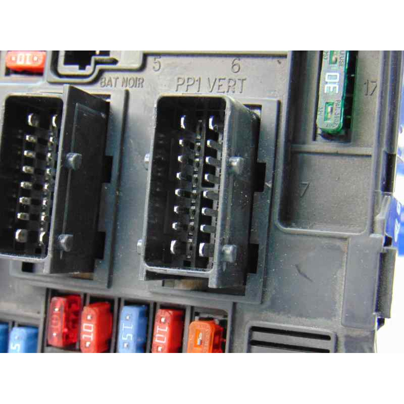 9650618480  CAJA RELES / FUSIBLES CITROEN XSARA PICASSO 1.6 HDi 90 SX Top 2007 9650618480 176091 CITROEN - 13