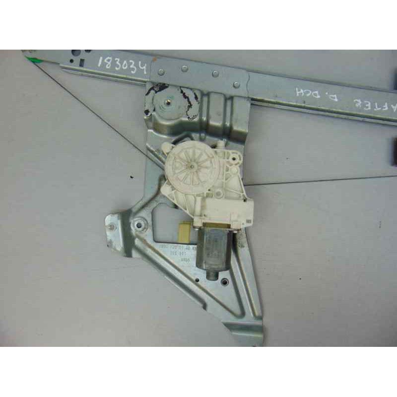 2 PIN ELEVALUNAS DELANTERO DERECHO VOLKSWAGEN CRAFTER FURGÓN (2E) Caja cerrada 35, batalla larga con techo super alto 2007 2 PIN