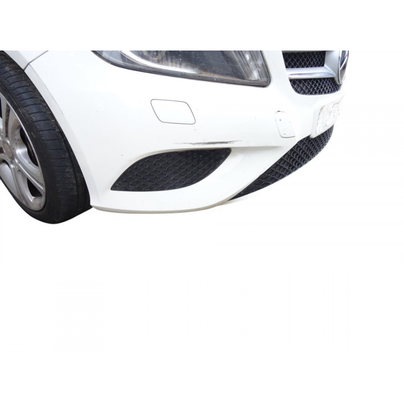 PARAGOLPES DELANTERO MERCEDES-BENZ CLASE A (BM 176)