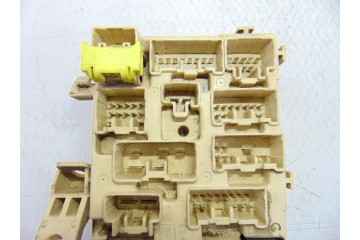 82641-60020 CAJA RELES / FUSIBLES TOYOTA LAND CRUISER (J9) TD  VX (5-ptas.) (KZJ95) 1997 82641-60020 202232 TOYOTA - 2