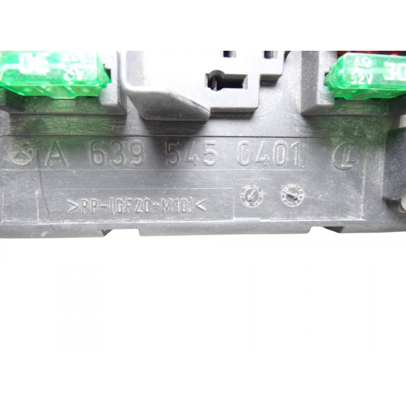 A6395450401 CAJA RELES / FUSIBLES MERCEDES-BENZ VITO FURGÓN (639)