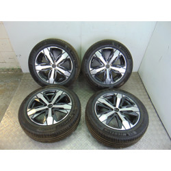 225/55R18 102V JUEGO LLANTAS PEUGEOT 3008