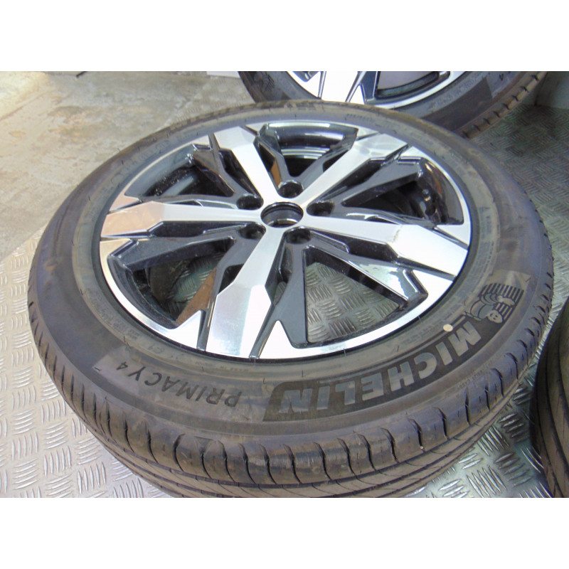 225/55R18 102V JUEGO LLANTAS PEUGEOT 3008