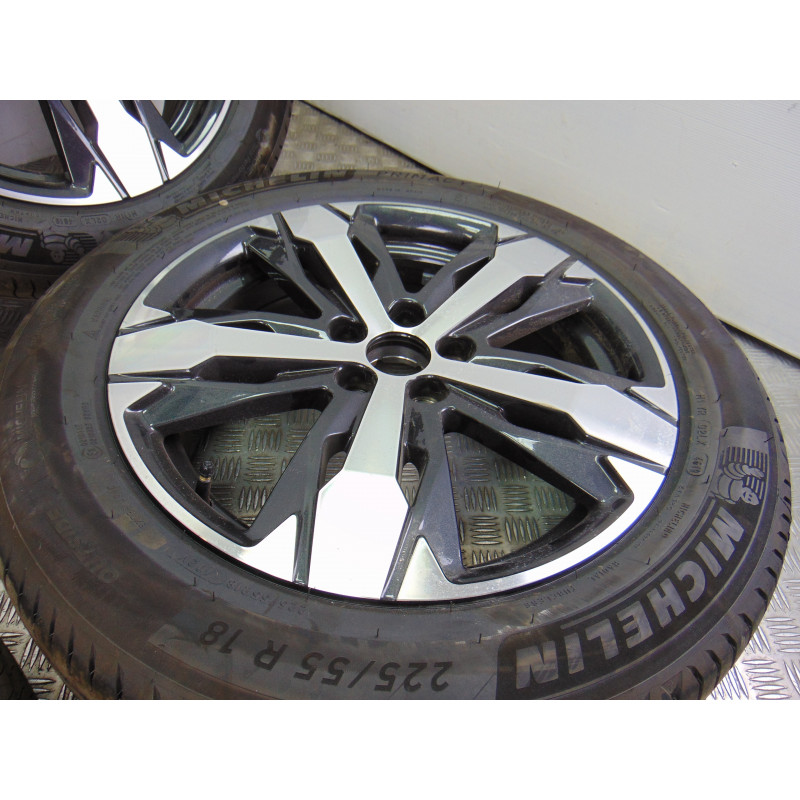 225/55R18 102V JUEGO LLANTAS PEUGEOT 3008