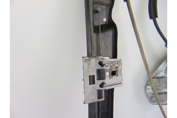 A2037201746 ELEVALUNAS DELANTERO IZQUIERDO MERCEDES-BENZ CLASE C (BM 203) BERLINA