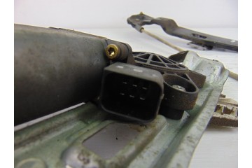 A2037201746 ELEVALUNAS DELANTERO IZQUIERDO MERCEDES-BENZ CLASE C (BM 203) BERLINA