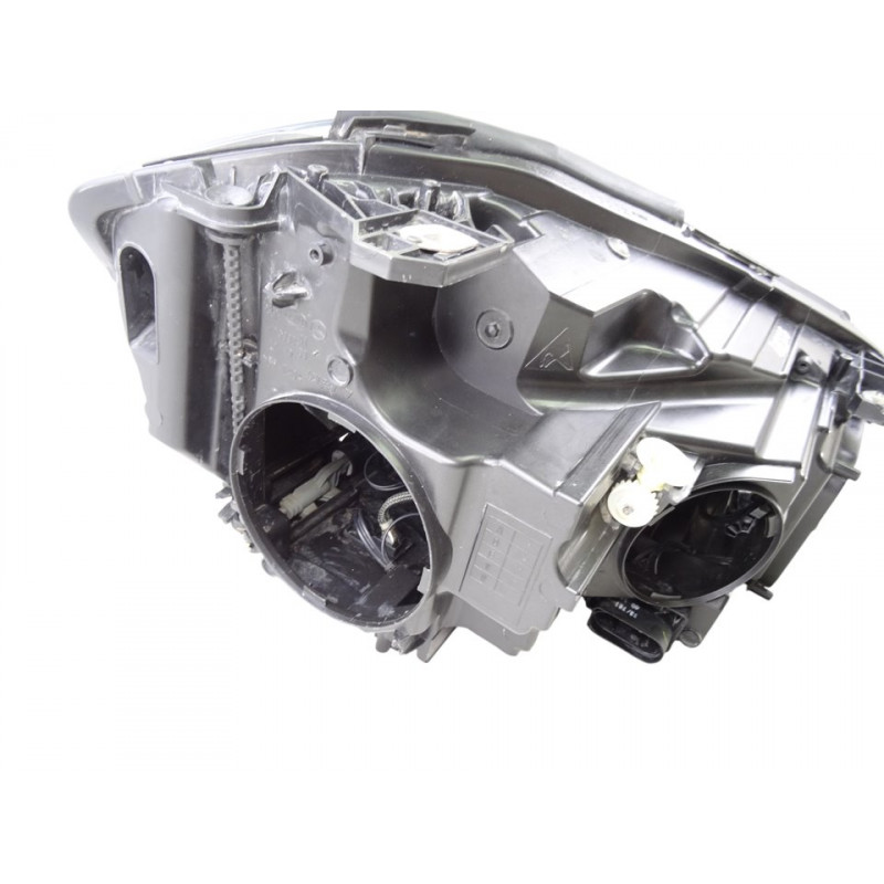 A1768201161 FARO IZQUIERDO MERCEDES-BENZ CLASE A (BM 176)