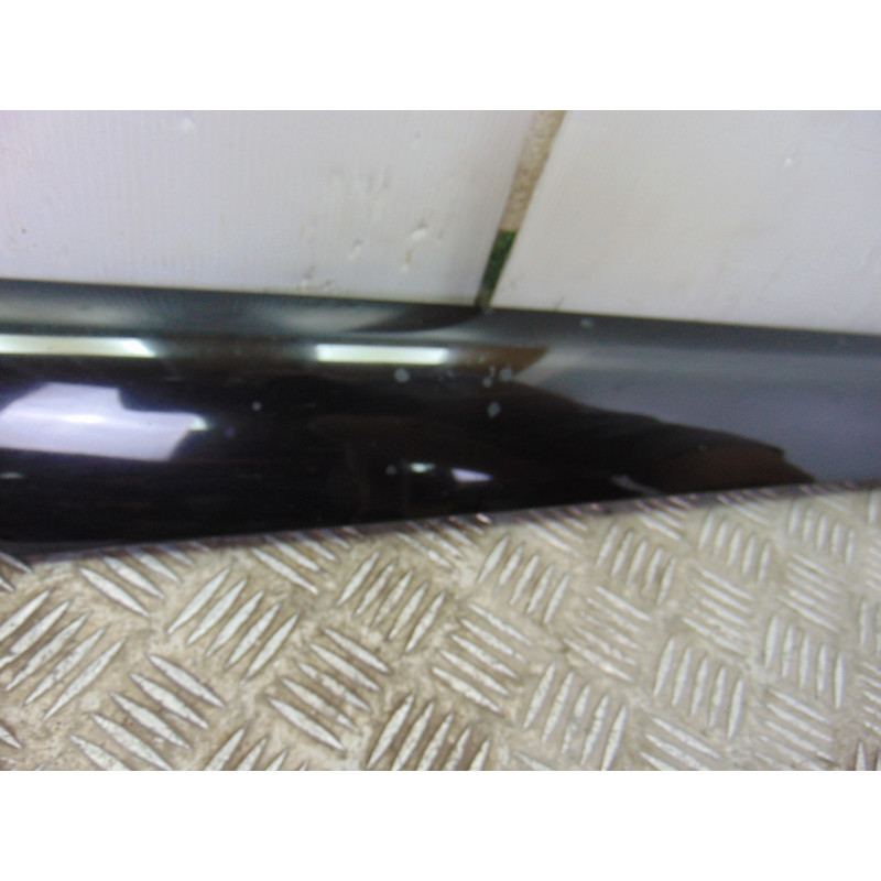 79210-35010  MOLDURA SSANGYONG TIVOLI Limited 4x2 2017 79210-35010 199189 SSANGYONG - 5