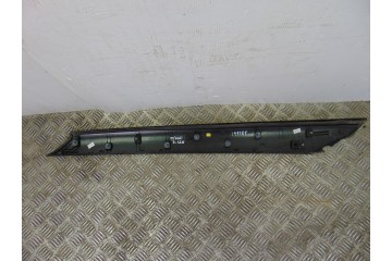 79210-35010  MOLDURA SSANGYONG TIVOLI Limited 4x2 2017 79210-35010 199189 SSANGYONG - 6