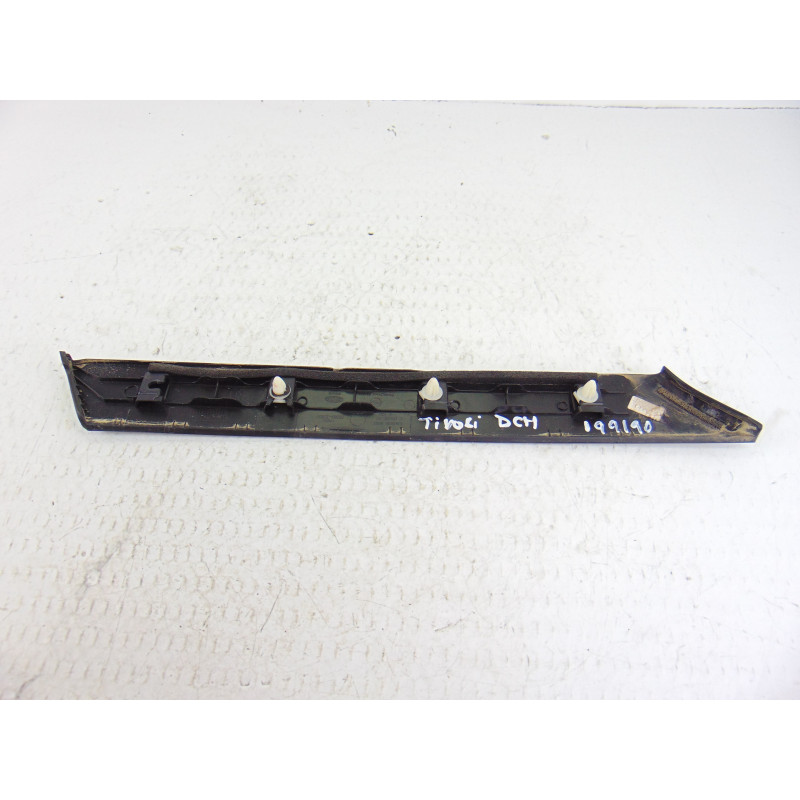 79260-35000 MOLDURA SSANGYONG TIVOLI Limited 4x2 2017 79260-35000 199190 SSANGYONG - 1