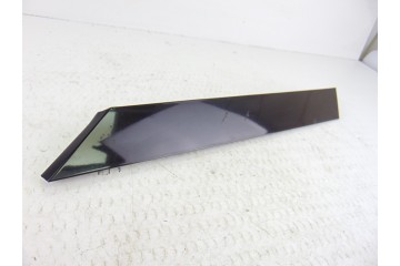 79260-35000 MOLDURA SSANGYONG TIVOLI Limited 4x2 2017 79260-35000 199190 SSANGYONG - 2