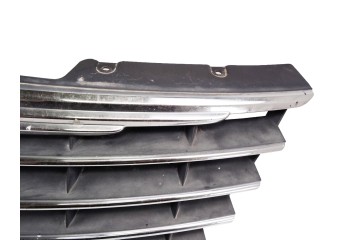 048578027 REJILLA DELANTERA CHRYSLER VOYAGER (RG) 2.5 CRD Executive 2007 048578027 211503 CHRYSLER - 1