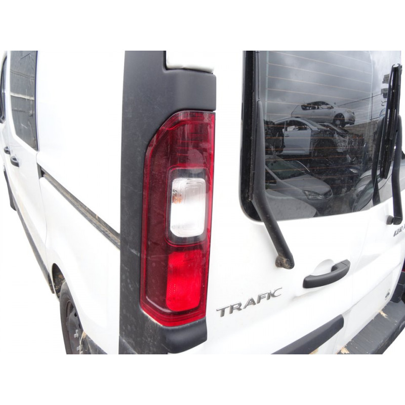  PILOTO TRASERO IZQUIERDO RENAULT TRAFIC III COMBI Combi 9 L1H1 2,8t (8/9 plazas) 2020 215459 RENAULT - 1