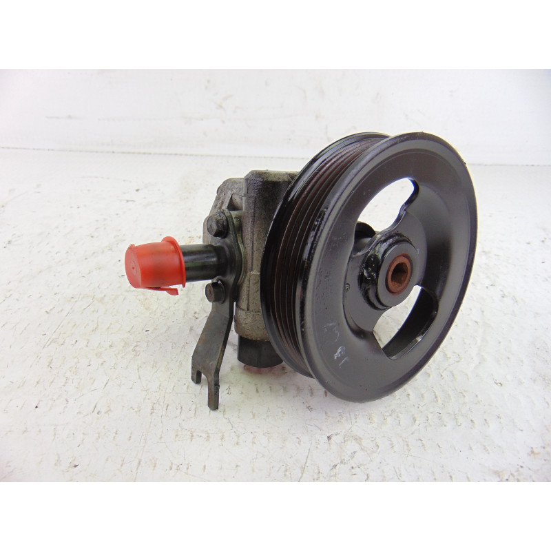 BOMBA DIRECCION KIA CARNIVAL II (FL)