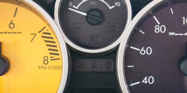 Mejora tu Mazda MX-5 NC con recambios usados de calidad en Desguace Gandía