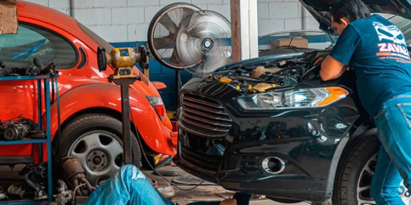El impacto del coche eléctrico en el mercado de recambios usados: lo que deben saber los compradores